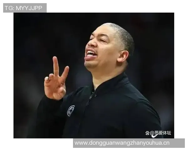 泰伦卢称赞莱昂纳德身体状态良好期待球队能持续保持最佳状态