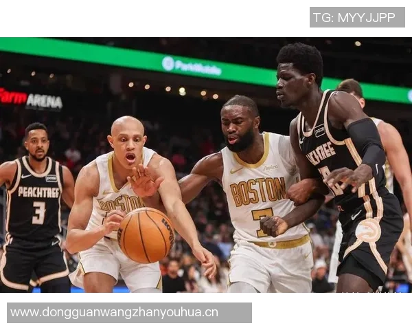 爱德华兹表现出色第三节独揽15分助球队轻松取胜19投9中斩获25分7篮板5助攻