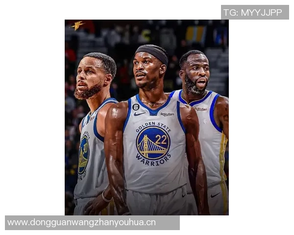 勇士新阵容亮相库里携手穆迪与威尔理查德共筑冠军梦想